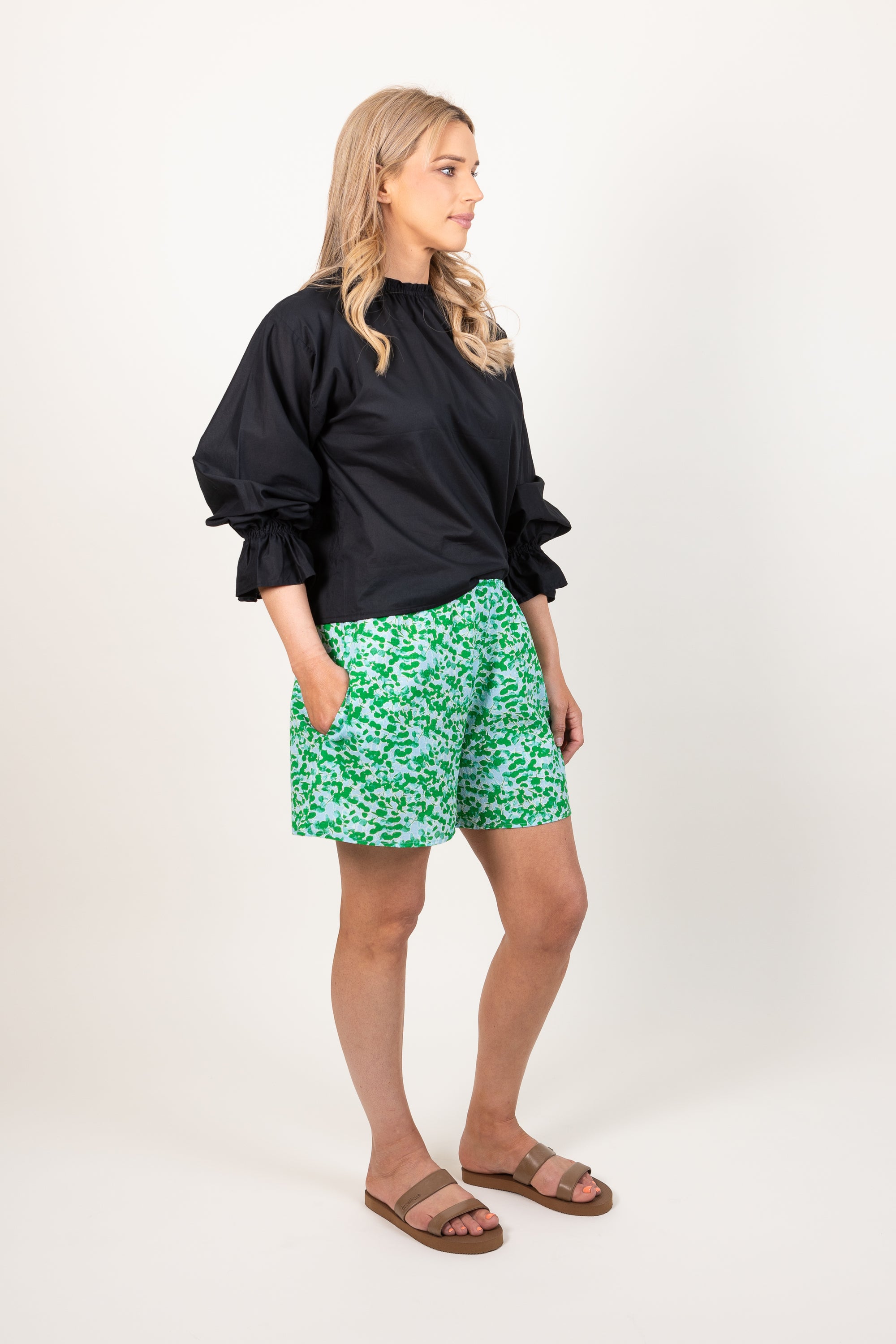 Ames Store Women's Summer Shorts with Pockets Cotton Seersucker